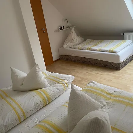 Börnert Am Klingerbach * Tellerhäuser